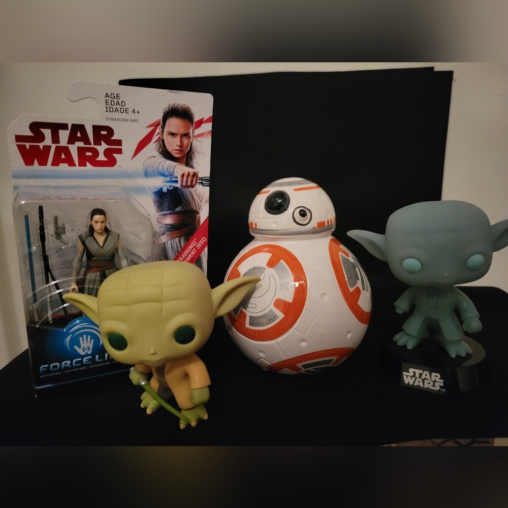 STAR Wars MERCH... Ray BB8. YODA Bobble YODA Bobble